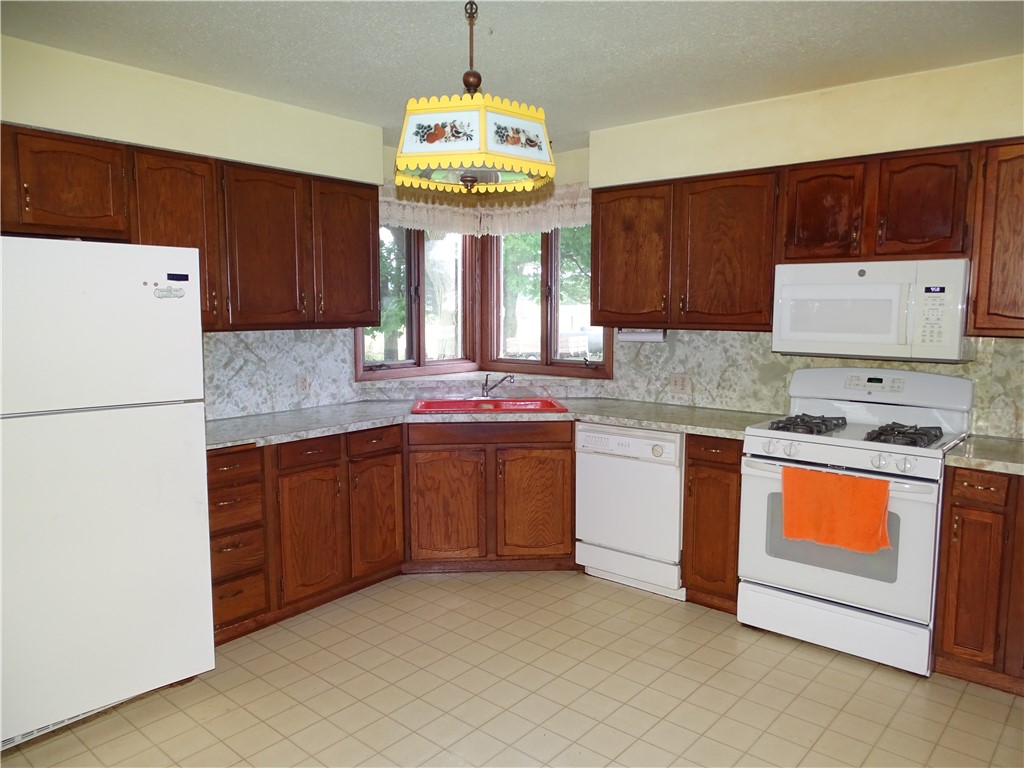 N409 County Road D Eau Galle WI 54737 1595403 image14