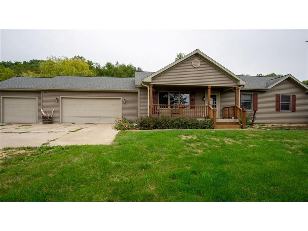 N4132 County Road Y, Menomonie, WI 54751 MLS 1558090 Edina Realty