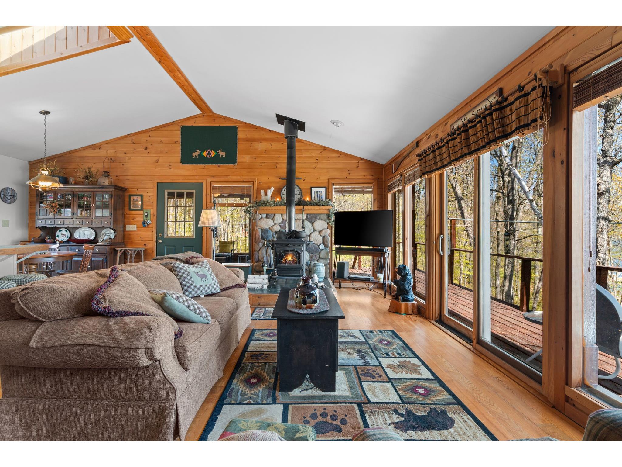 N4371 Red Oak Lane Stone Lake WI 54876 - Slim Lake 1600864 image9