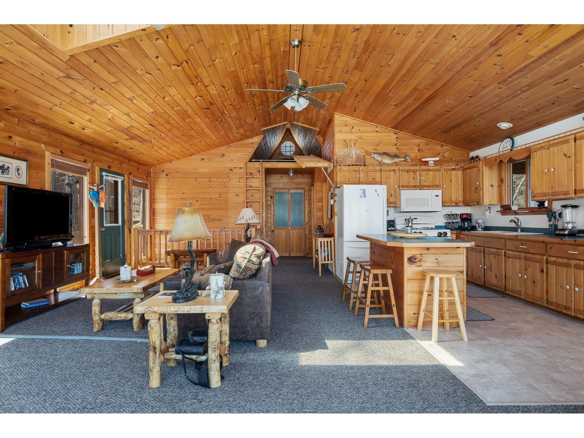 N4381 Red Oak Lane Stone Lake WI 54876 - Slim Lake 1600234 image12