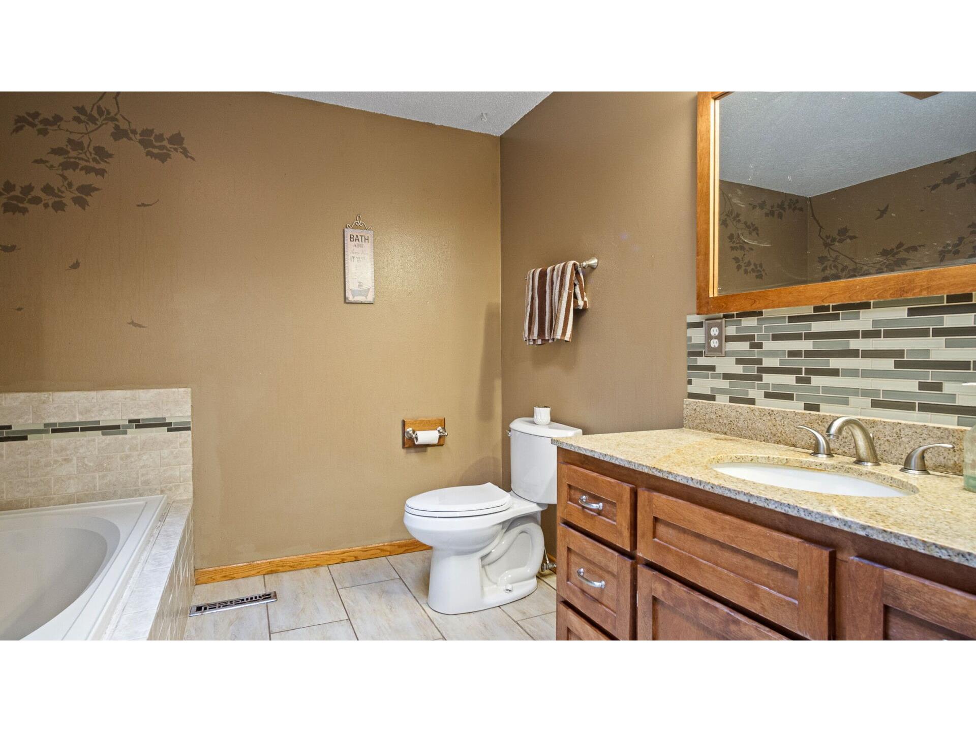 N4615 County Rd Y Menomonie WI 54751 1599636 image18