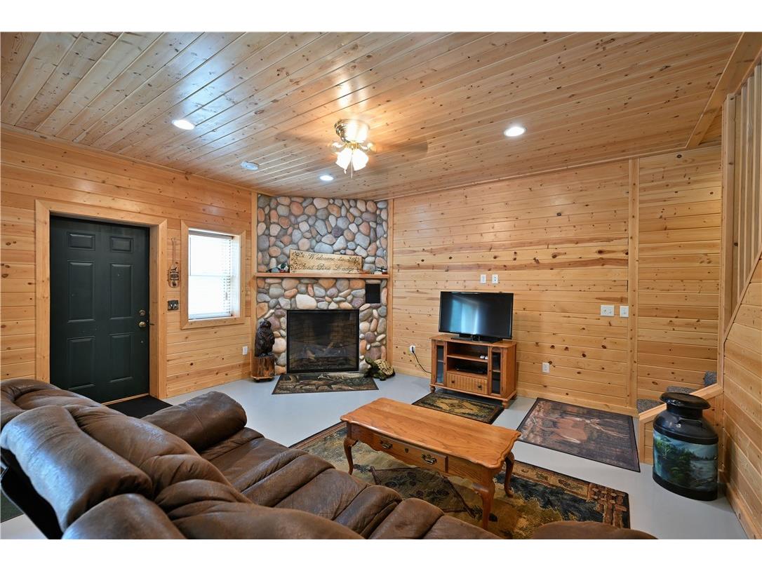 N5020 Red Pine Trail Spooner WI 54801 - Yellow 1599344 image34