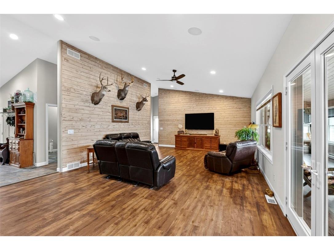 N5909 Lake Road Stone Lake WI 54876 - Stone 1598960 image18