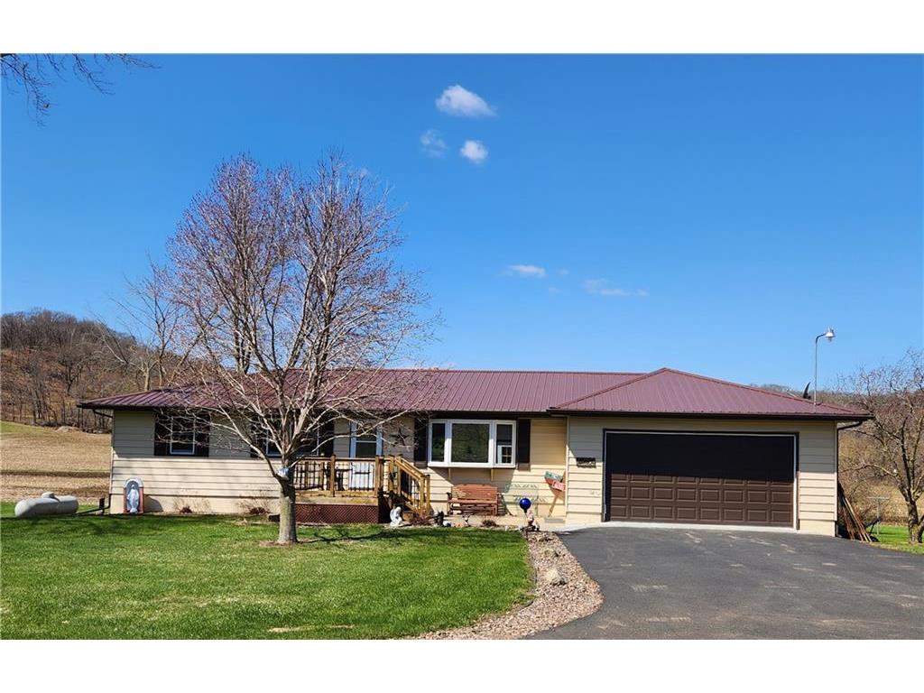 N6585 Albany H Mondovi WI 54755 1572647 image1