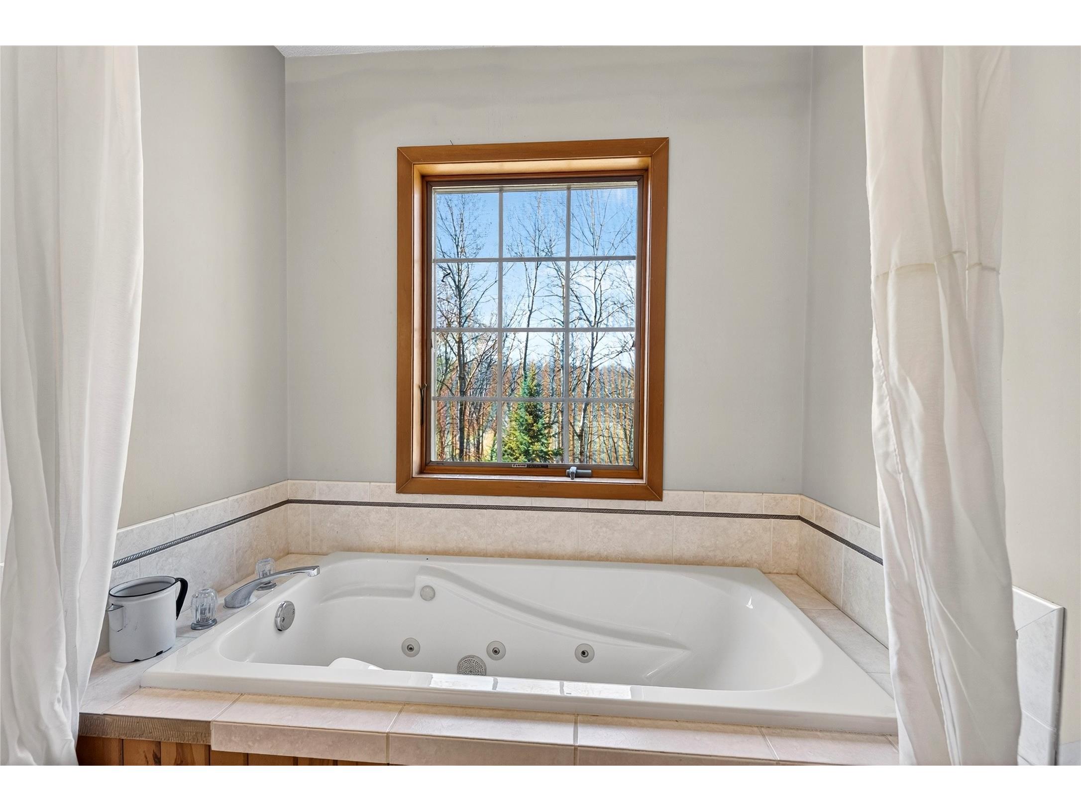 N6845 8th Street Spooner WI 54801 - Lucky 1600452 image36