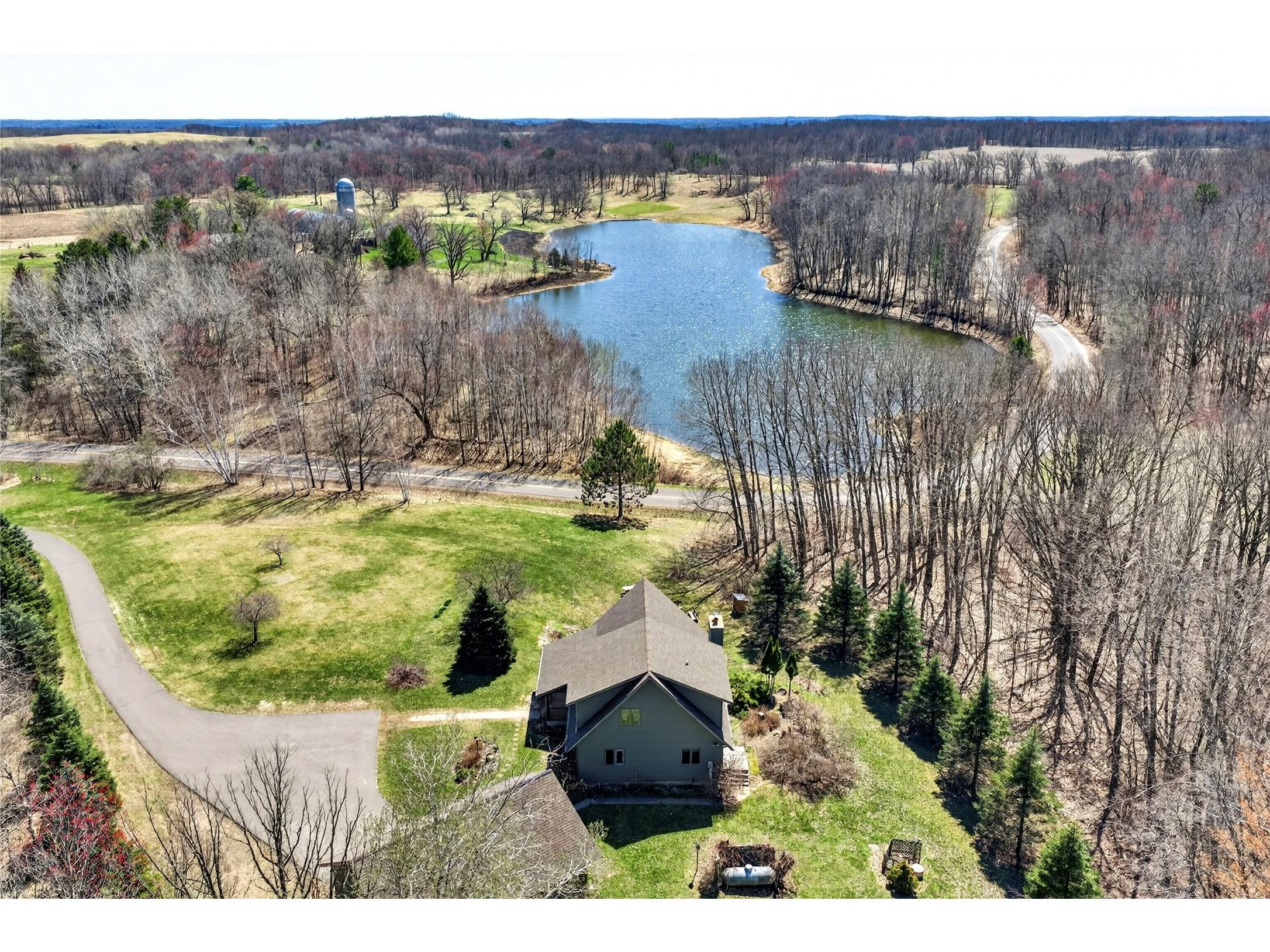 N6845 8th Street Spooner WI 54801 - Lucky 1600452 image52