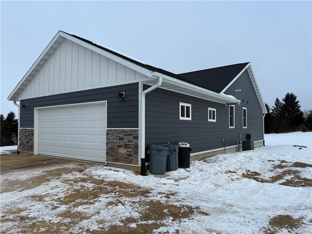 N8228 940th Street Colfax WI 54730 1598265 image3