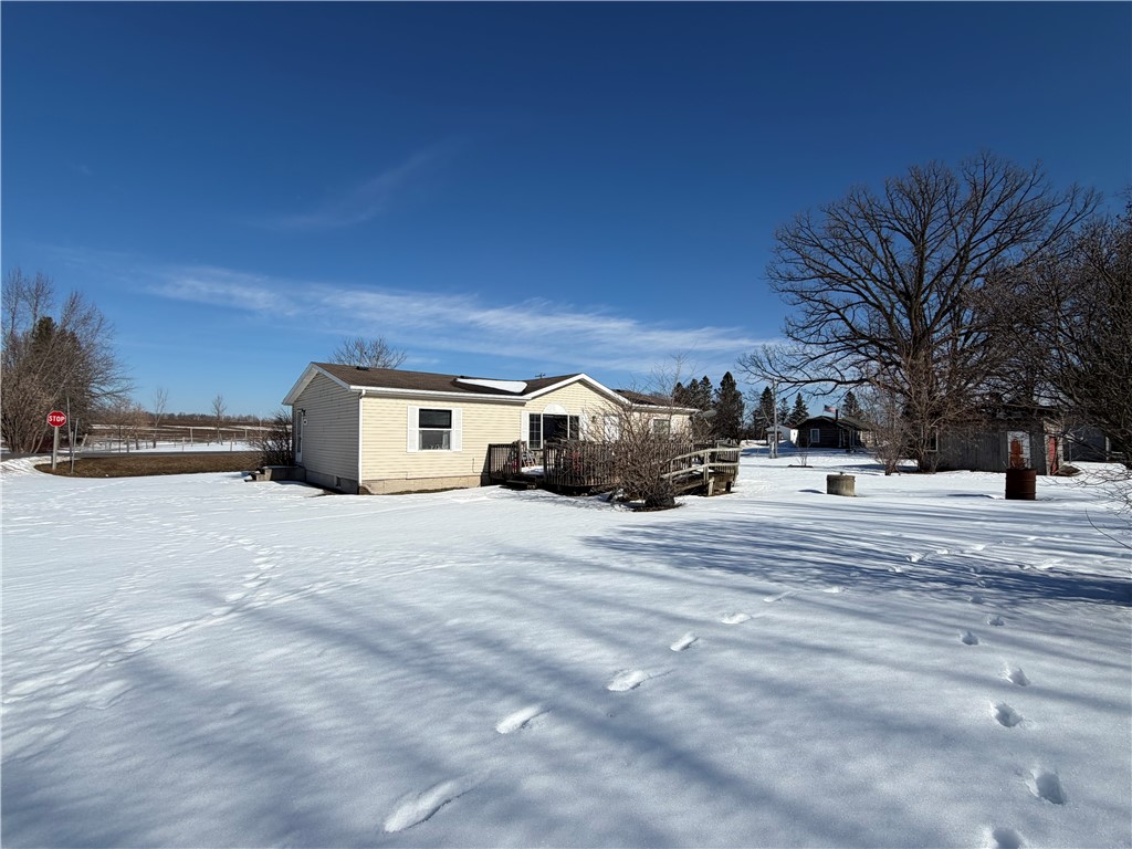 N8910 Elm Street Gilman WI 54433 1598554 image1