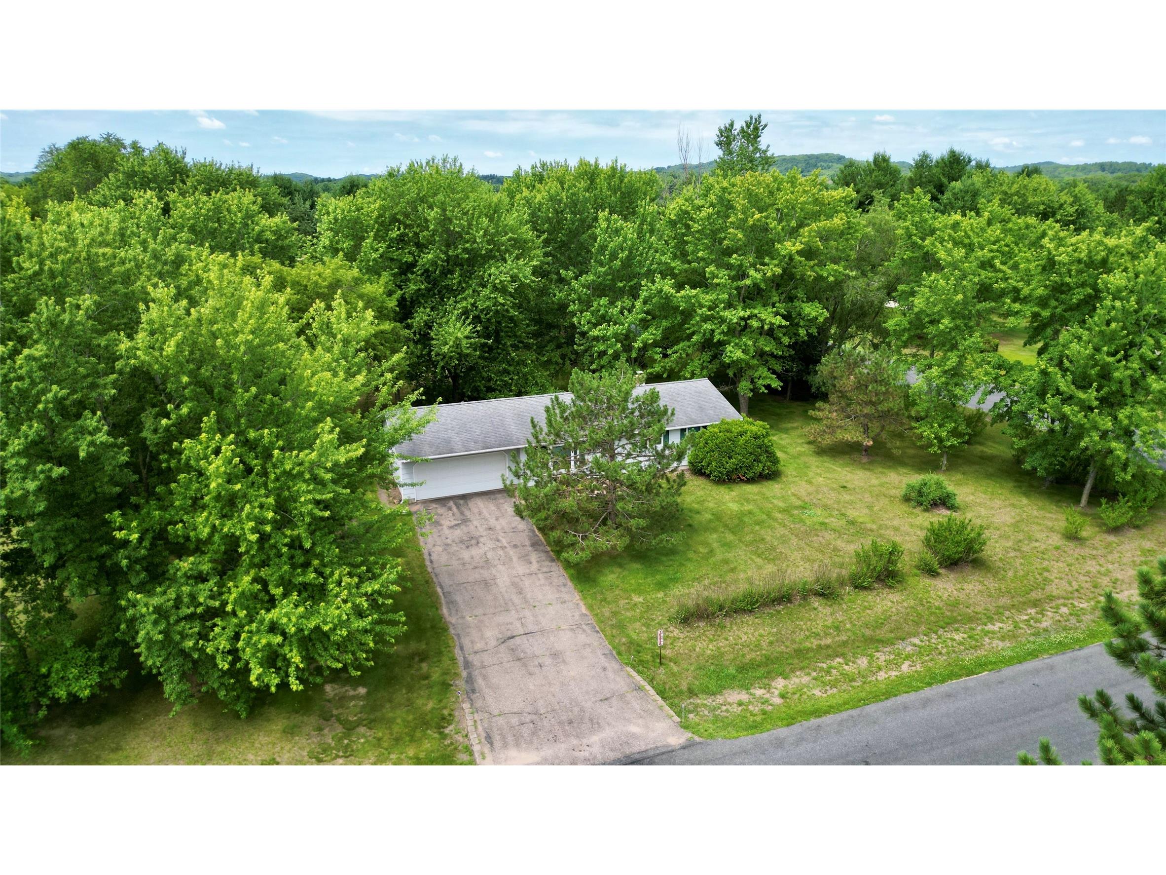 S10160 Minnesota Drive Eleva WI 54738 1602716 image27