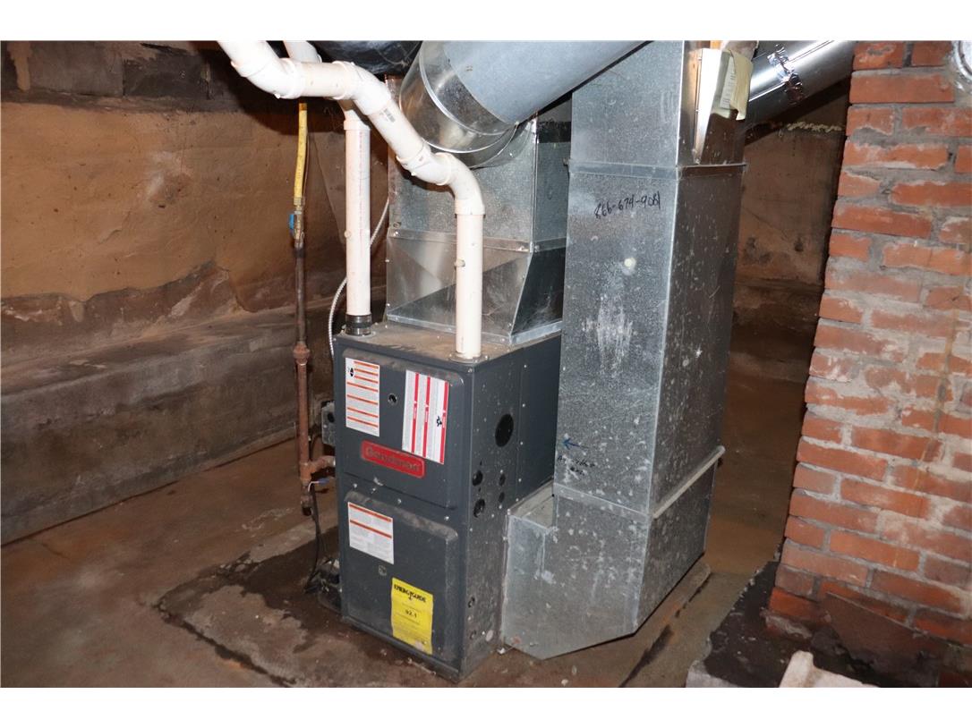 S12702 Elm Street Osseo WI 54758 1596732 image38