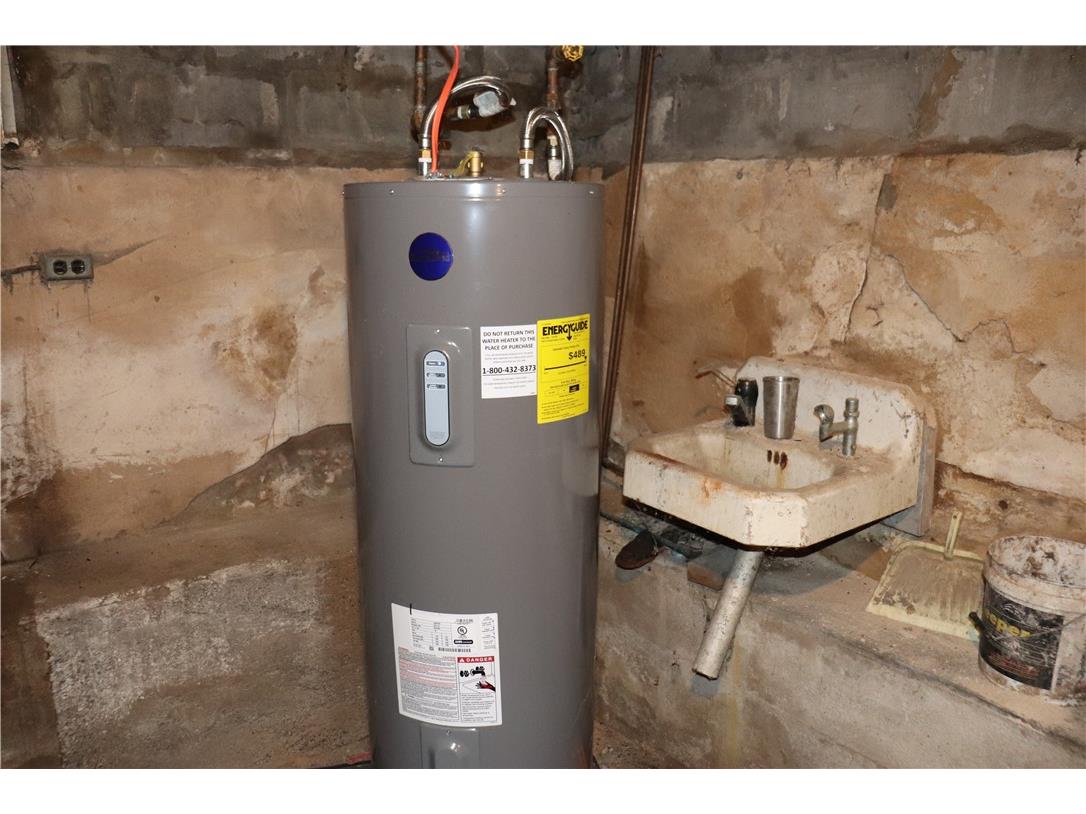 S12702 Elm Street Osseo WI 54758 1596732 image40