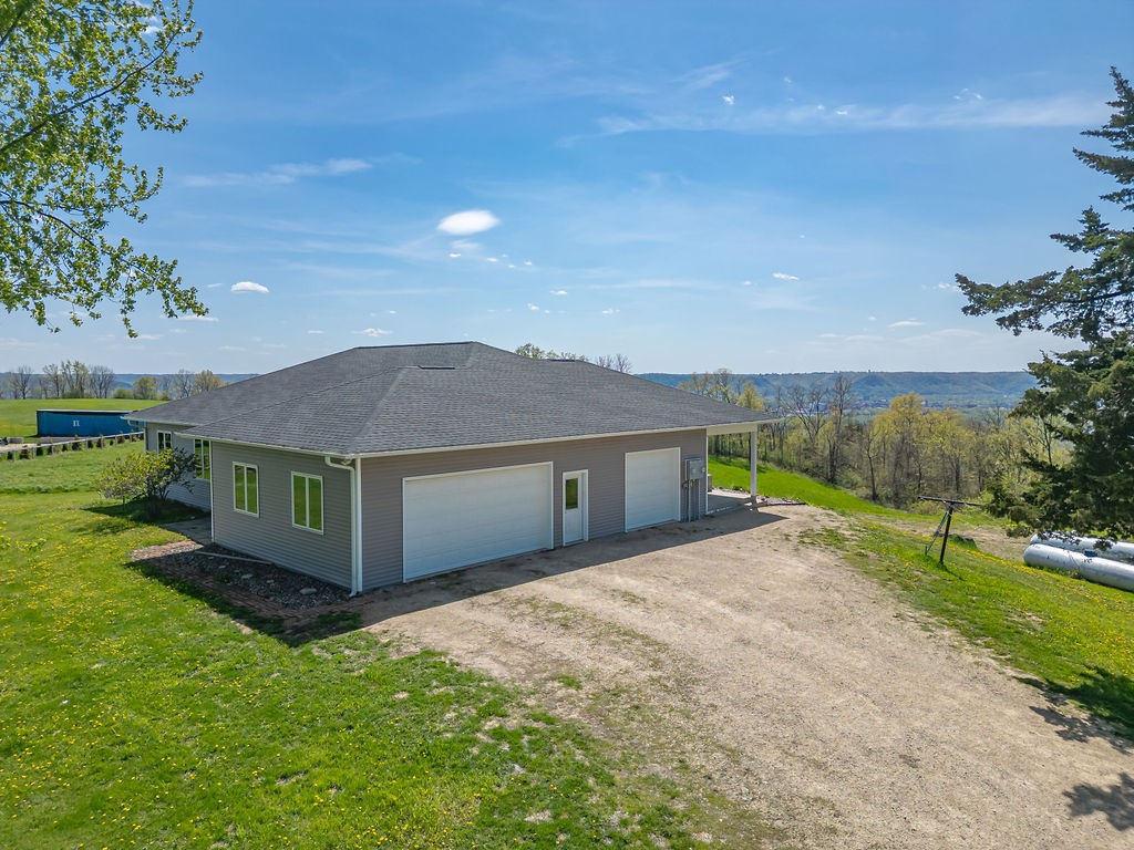 S3565 Rooster Ridge Lane Fountain City WI 54629 1600918 image11