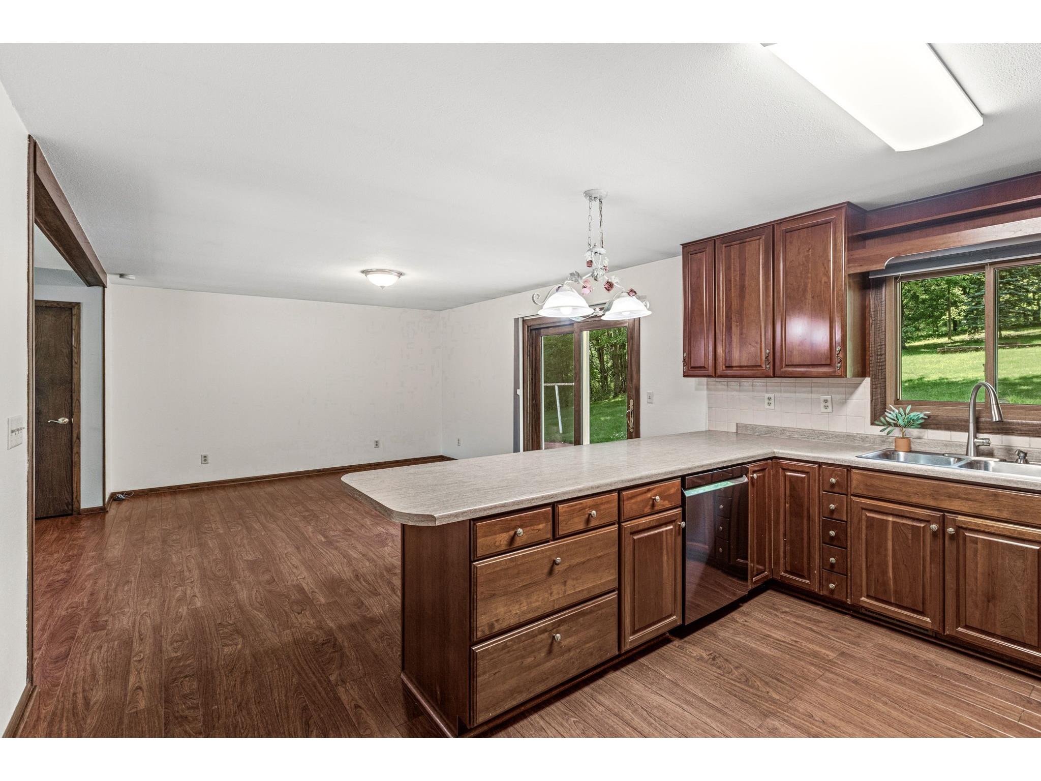 S8250 Todd Road Eau Claire WI 54701 1602418 image10