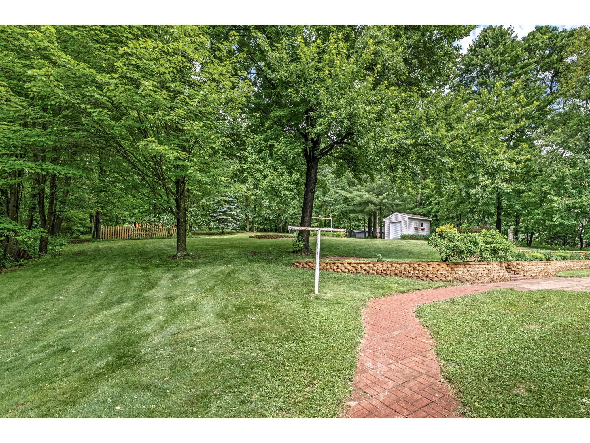S8250 Todd Road Eau Claire WI 54701 1602418 image32