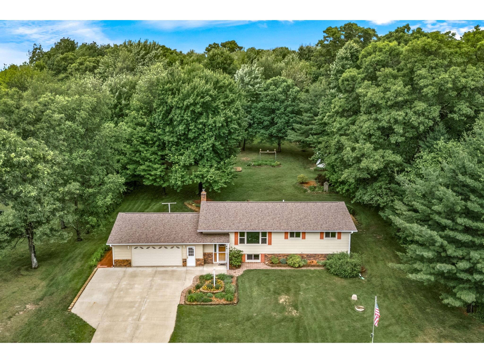 S8250 Todd Road Eau Claire WI 54701 1602418 image41