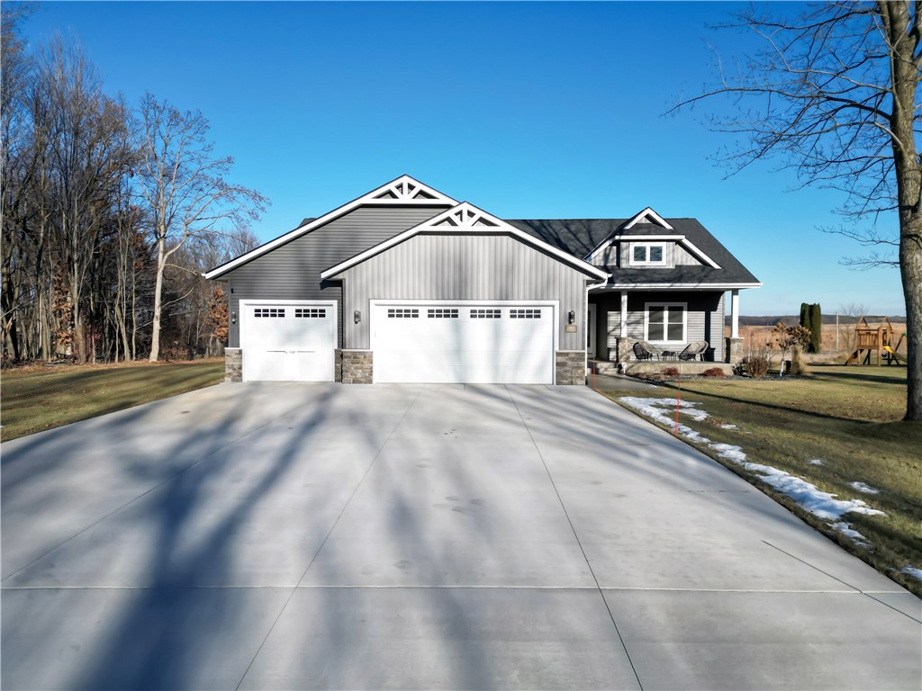 S8653 Cottonwood Circle Eau Claire WI 54701 1588684 image1