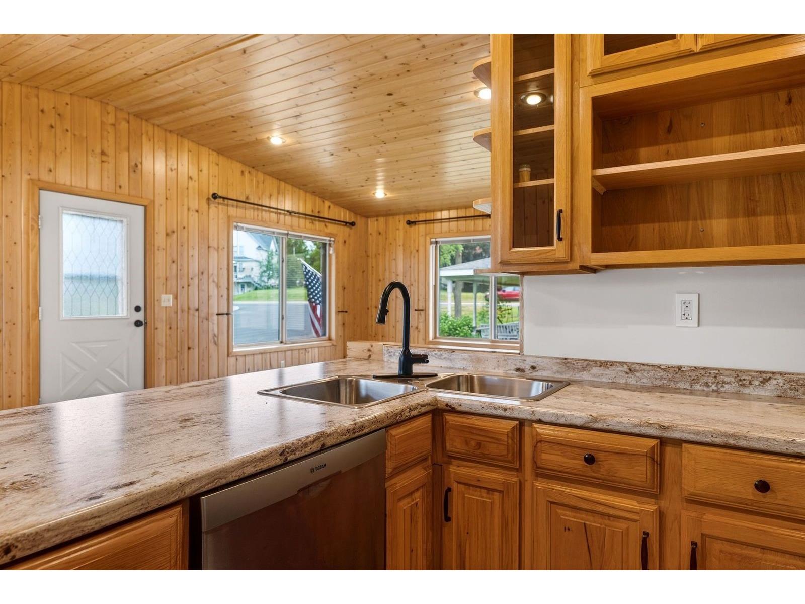 W 306 Hazel Street Spooner WI 54801 1602191 image10
