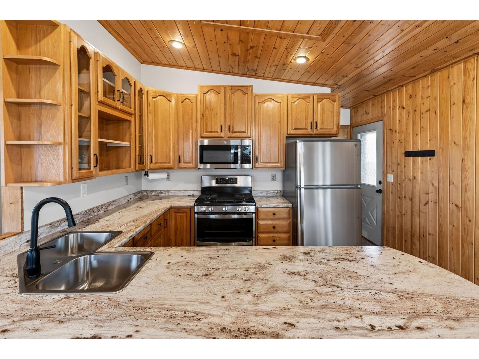 W 306 Hazel Street Spooner WI 54801 1602191 image7