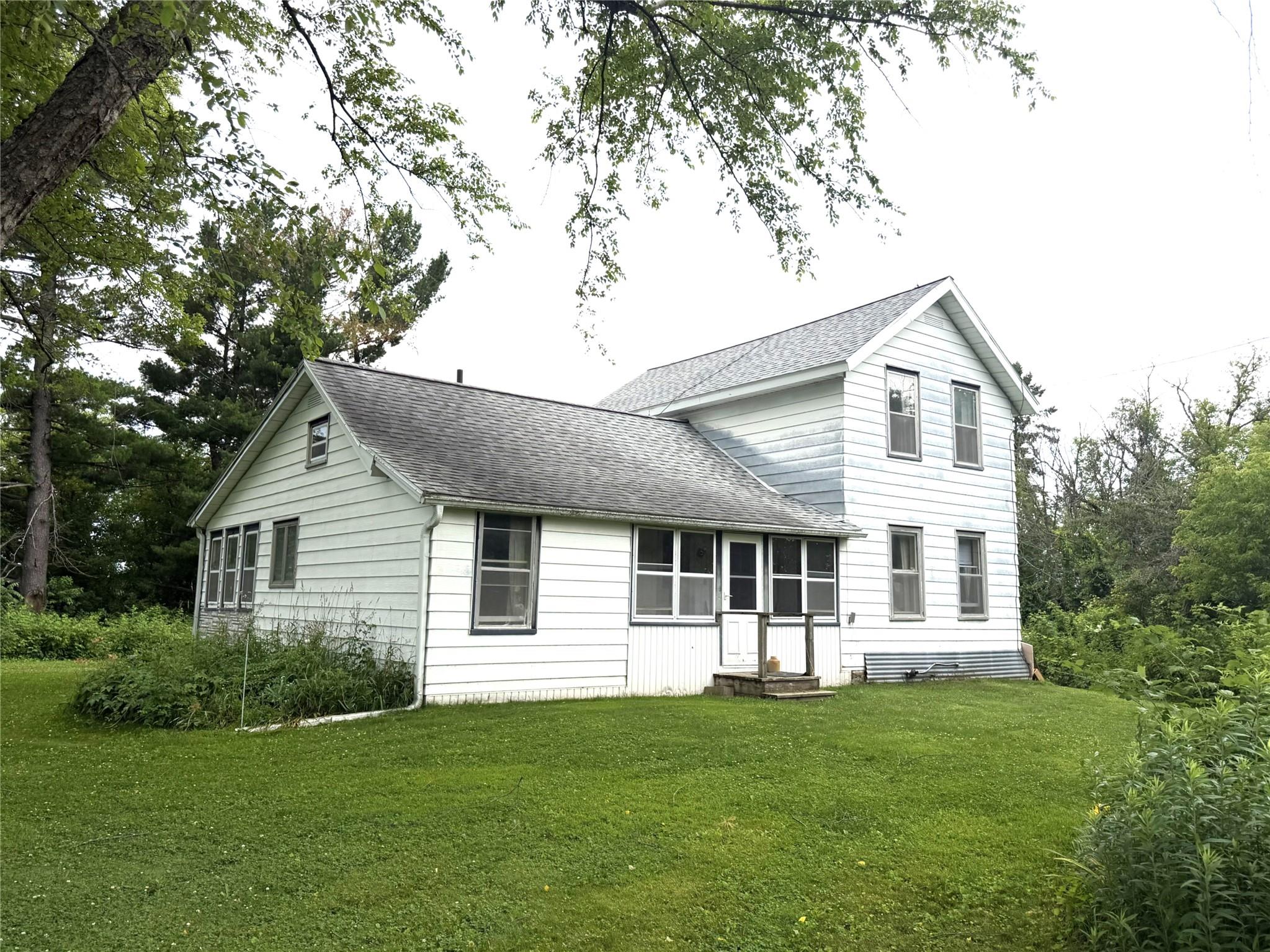 W12272 E Giloy Road Humbird WI 54746 1602915 image1