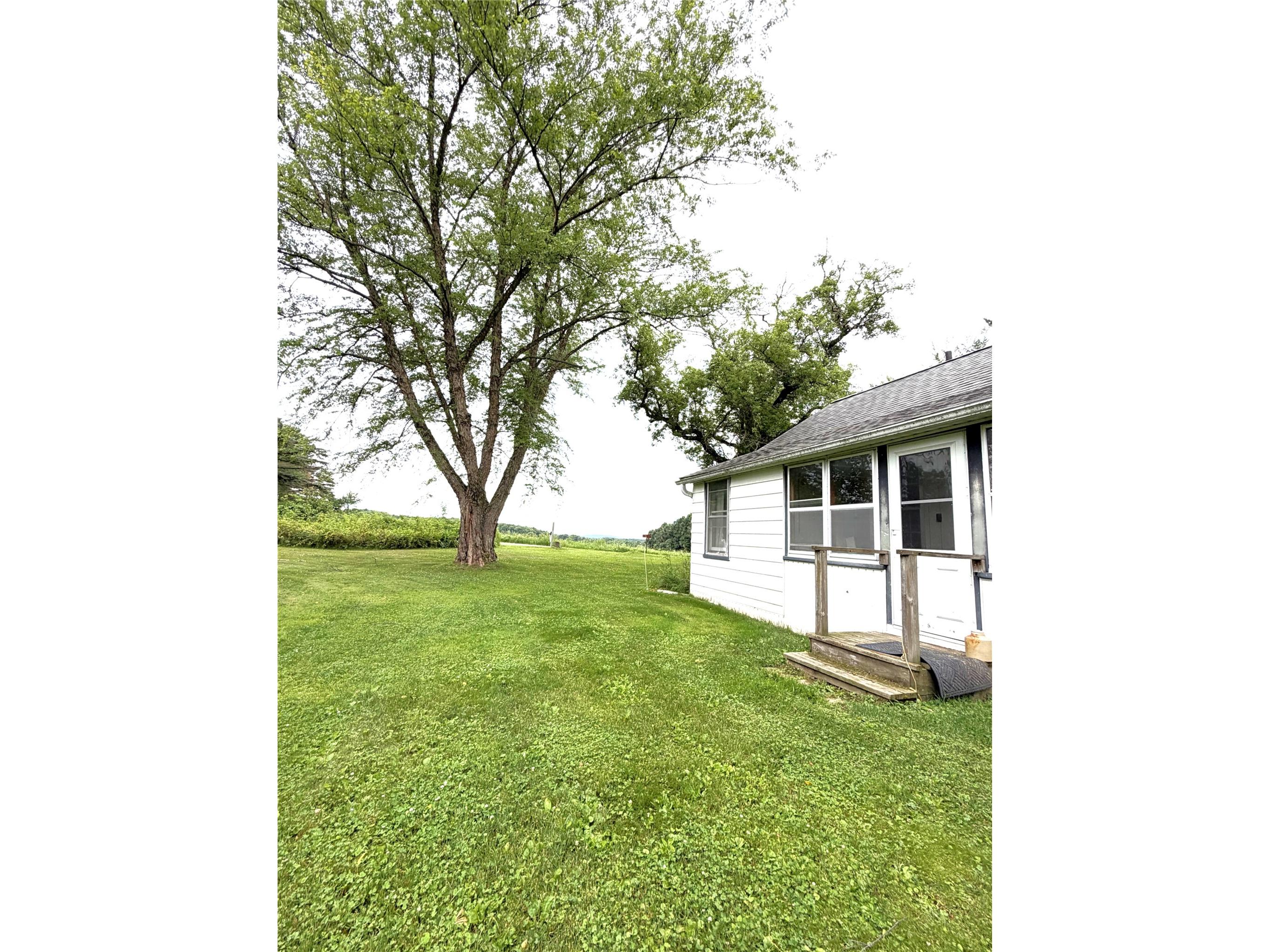 W12272 E Giloy Road Humbird WI 54746 1602915 image22