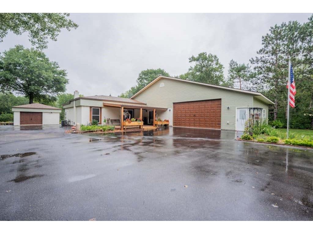 W12522 State Road 35, Prescott, WI, 54021 MLS 1576079 Edina Realty