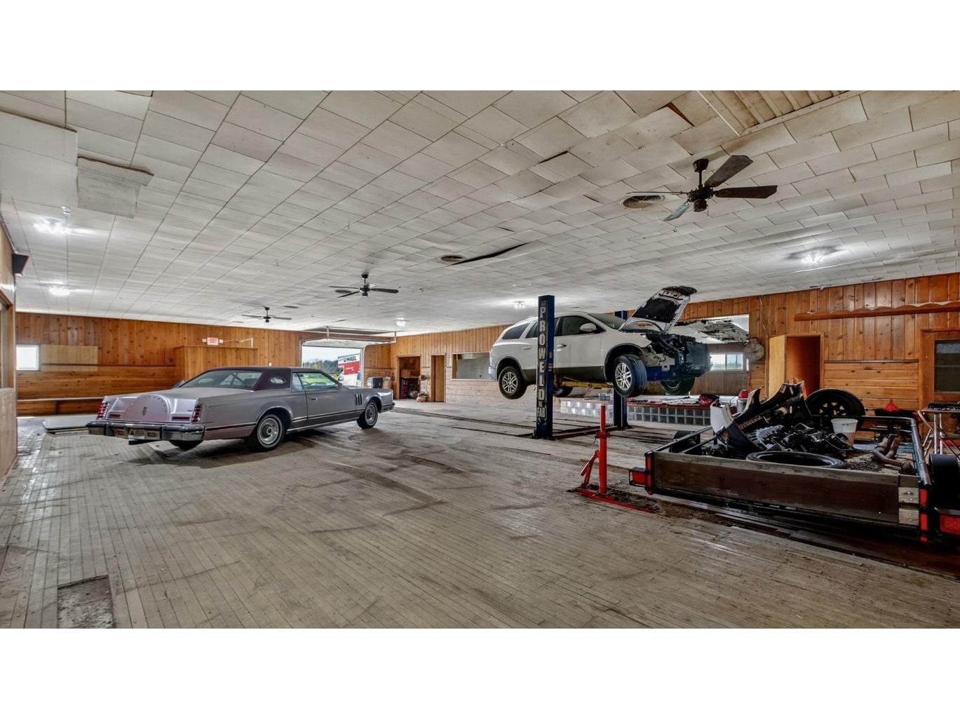 W15282 & W15304 Highway 64 Gilman WI 54433 1601097 image22