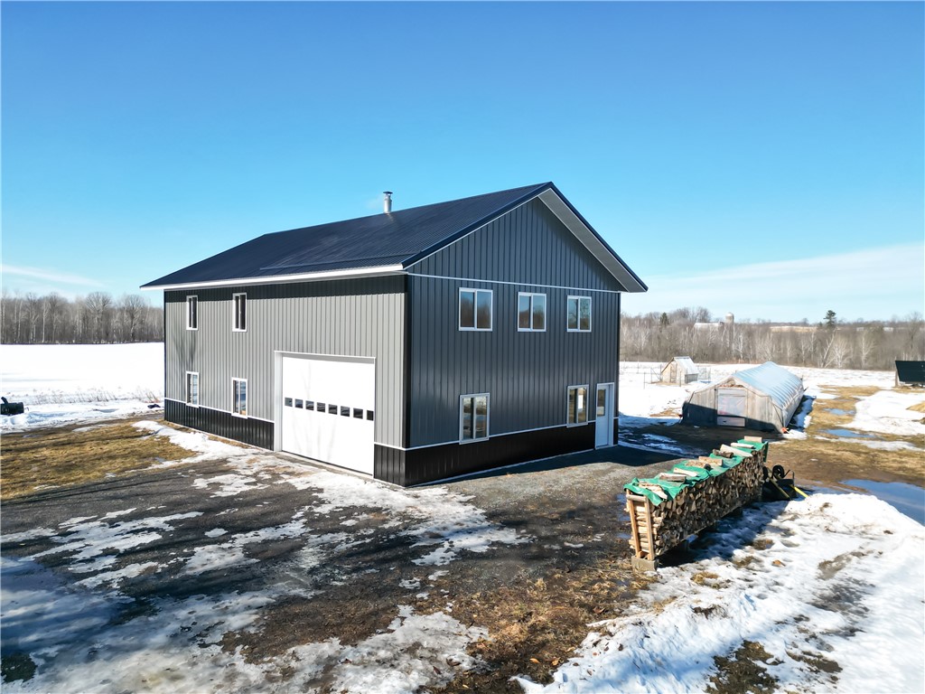 W16116 Franks Avenue Gilman WI 54433 - Yellow 1589068 image1