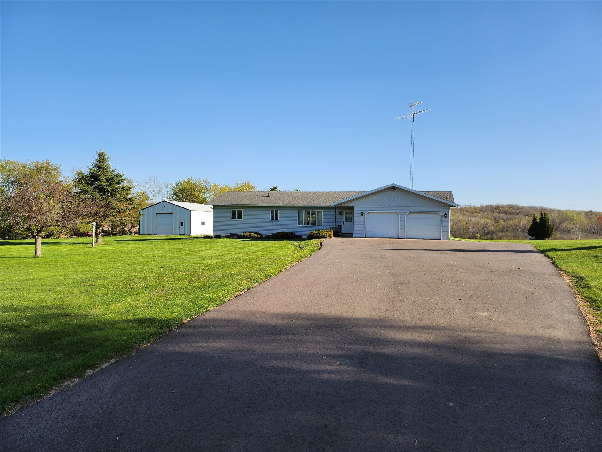 W16250 County Road F Birchwood WI 54817 1601132 image1