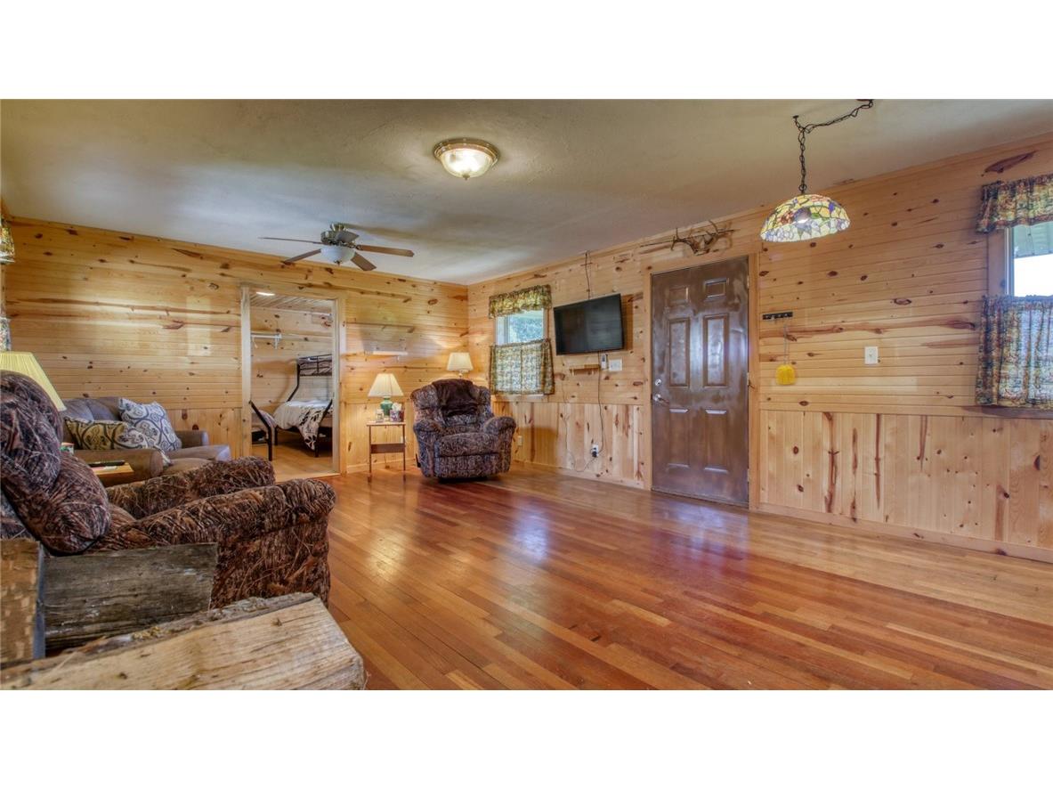 W16396 County Rd C Taylor WI 54659 1596283 image6