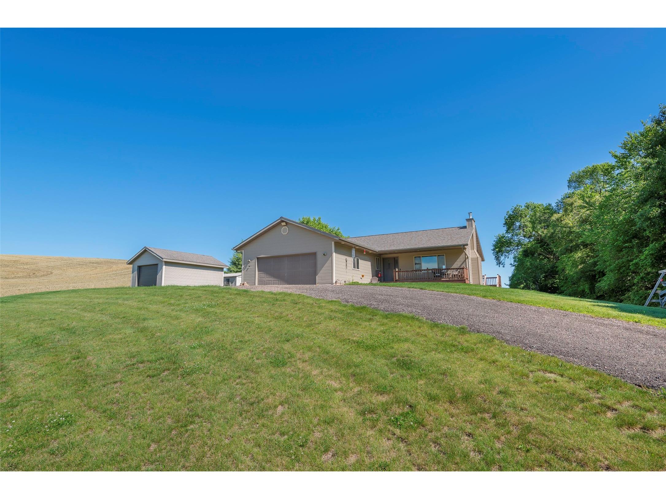 W2312 County Road T Durand WI 54736 1603115 image1