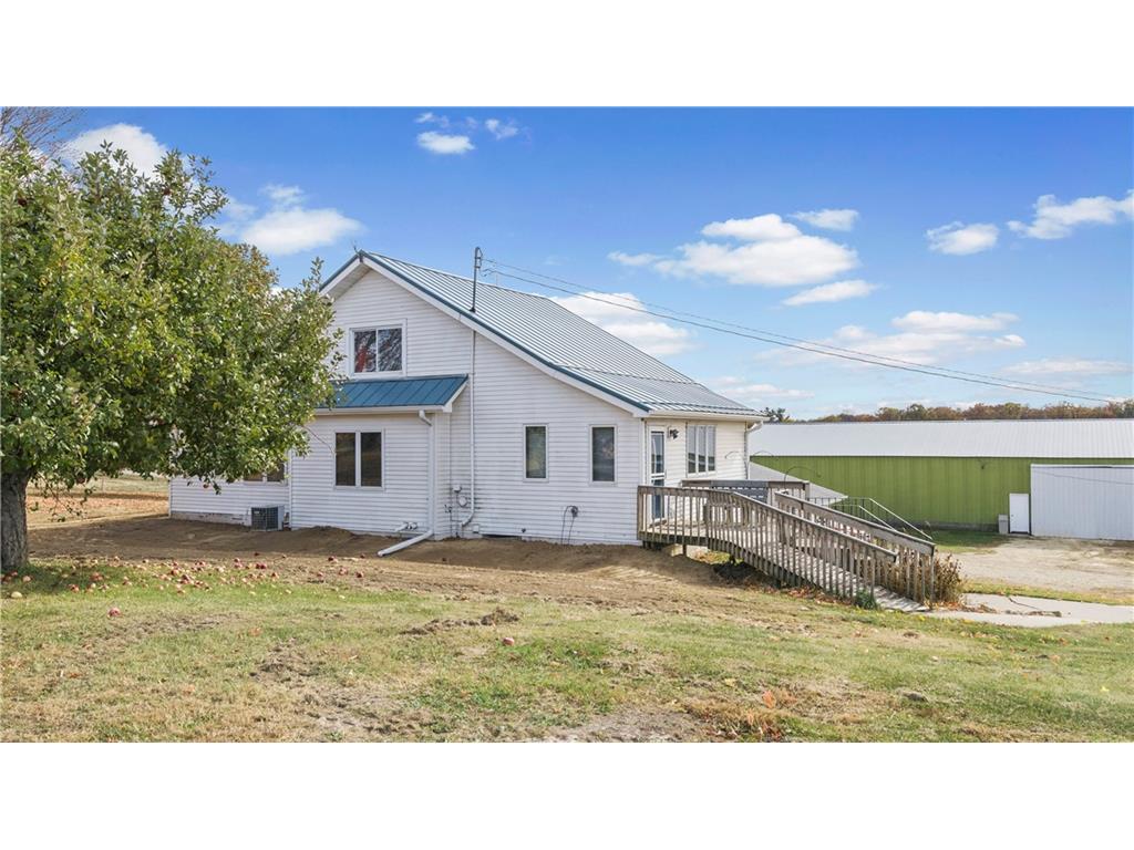 W2801 230th Avenue Maiden Rock WI 54750 1569598 image1