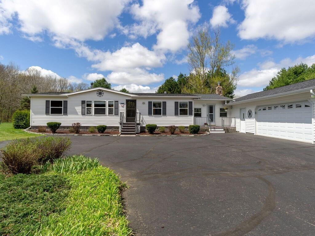 W2950 Hemlock Road, Eau Claire, WI, 54701 MLS 1553223 Edina Realty