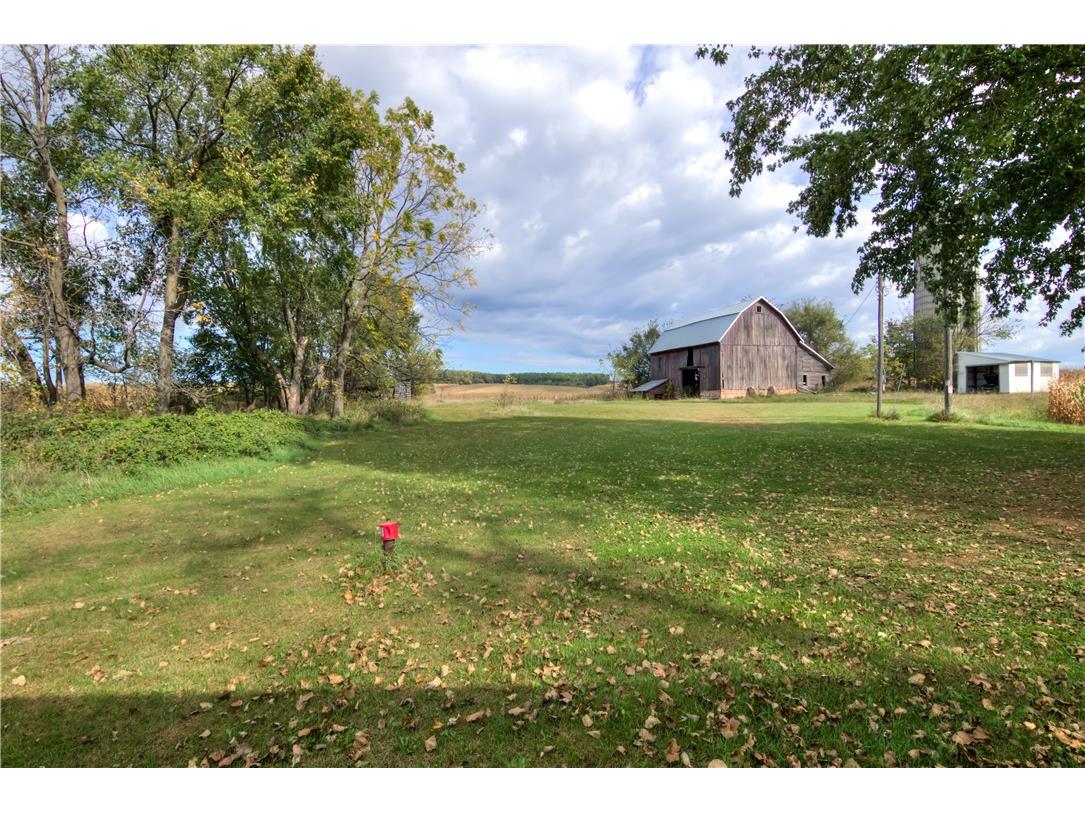 W30 Doc Road Eleva WI 54738 1596366 image31