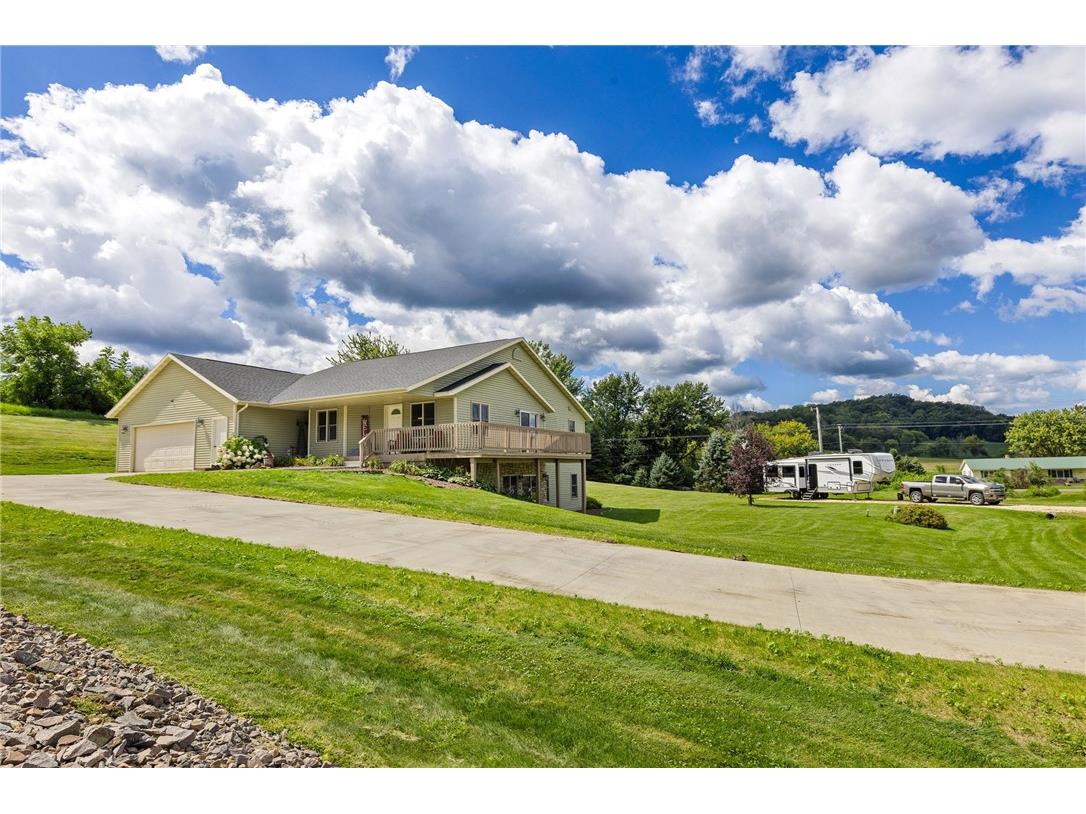 W3875 Harvey Ln Lane Mindoro WI 54644 1594939 image1