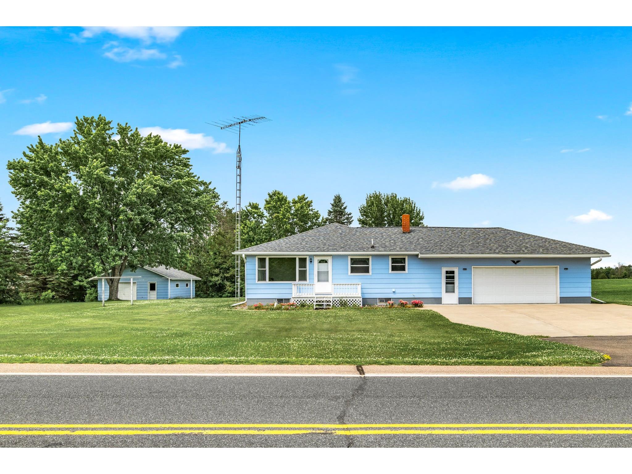 W4230 County Road Z Eau Claire WI 54701 1602752 image1