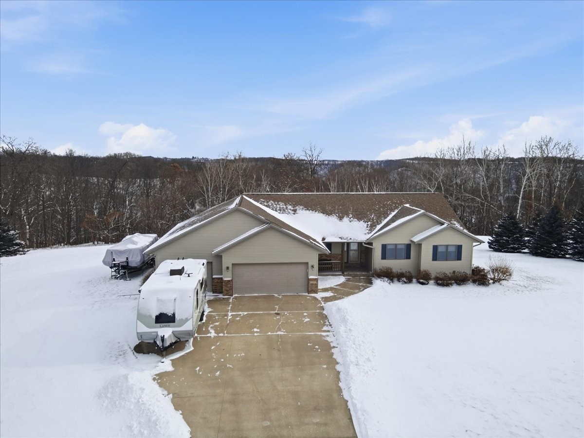 W4325 Tower Lane La Crosse WI 54601 1600479 image1