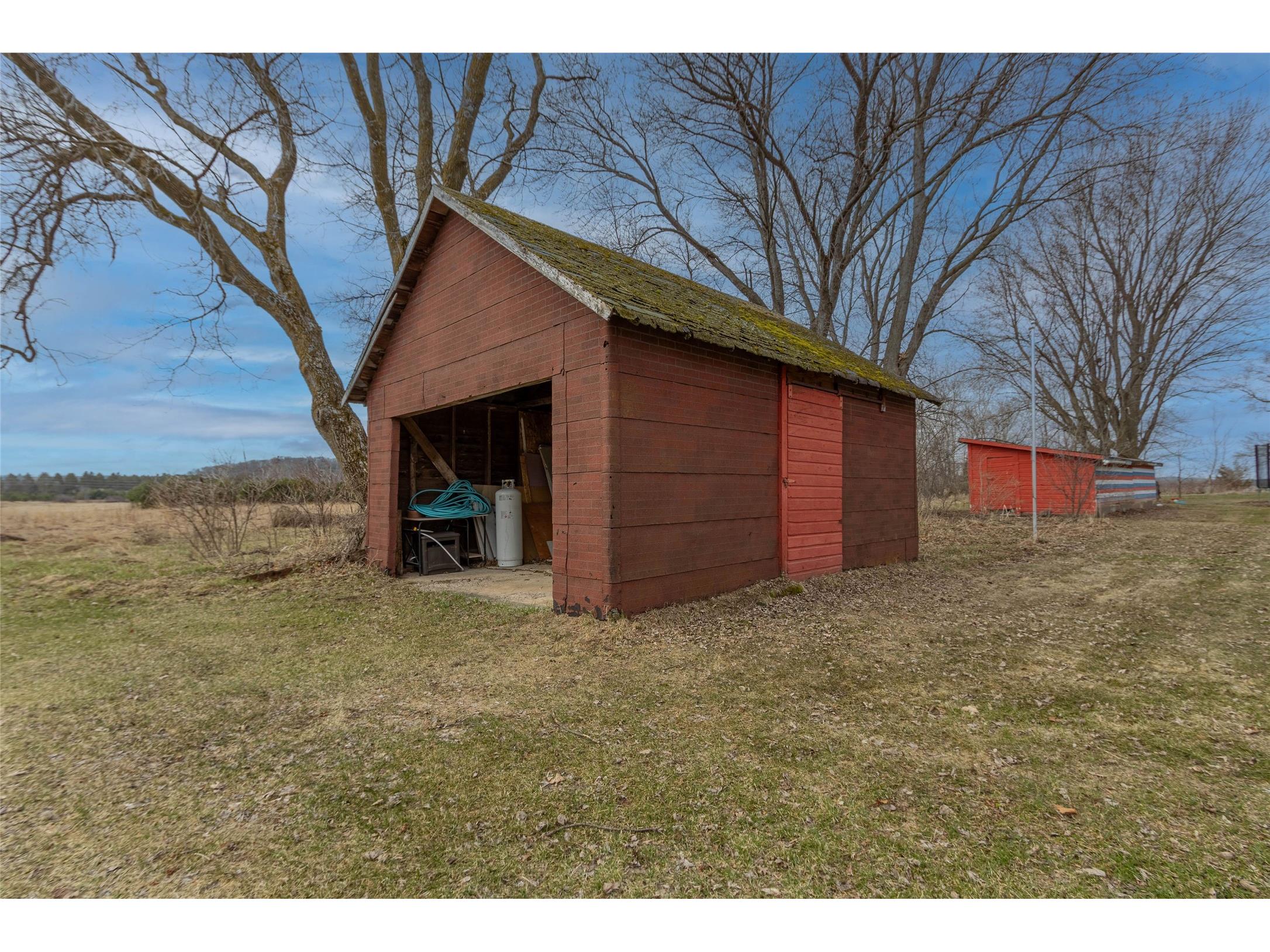 W7385 State Road 85 Eau Claire WI 54701 1599875 image36