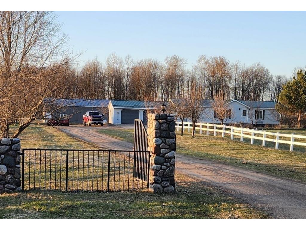 W8720 Camp Five Road Phillips WI 54555 1591041 image1