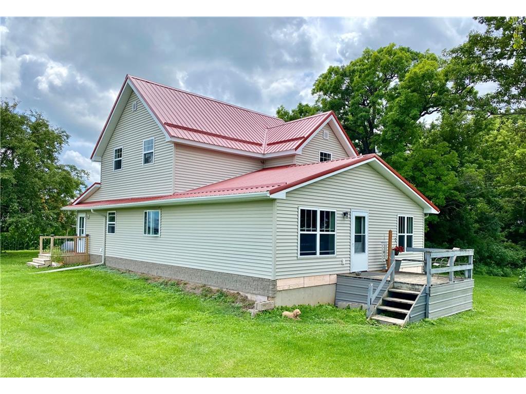 W887 110th Avenue, Plum City, WI, 54761 MLS 1557301 Edina Realty