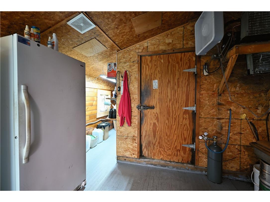 W904 Highway 77 Hayward WI 54843 1594386 image55