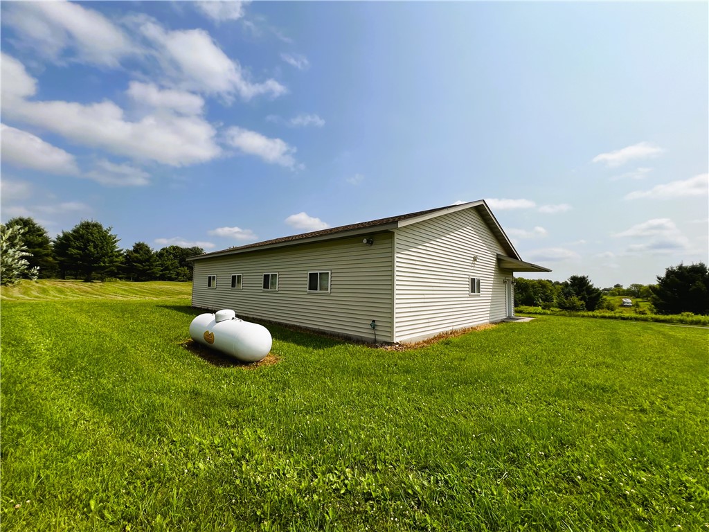W9514 Stansbury Road Holcombe WI 54745 1584316 image10