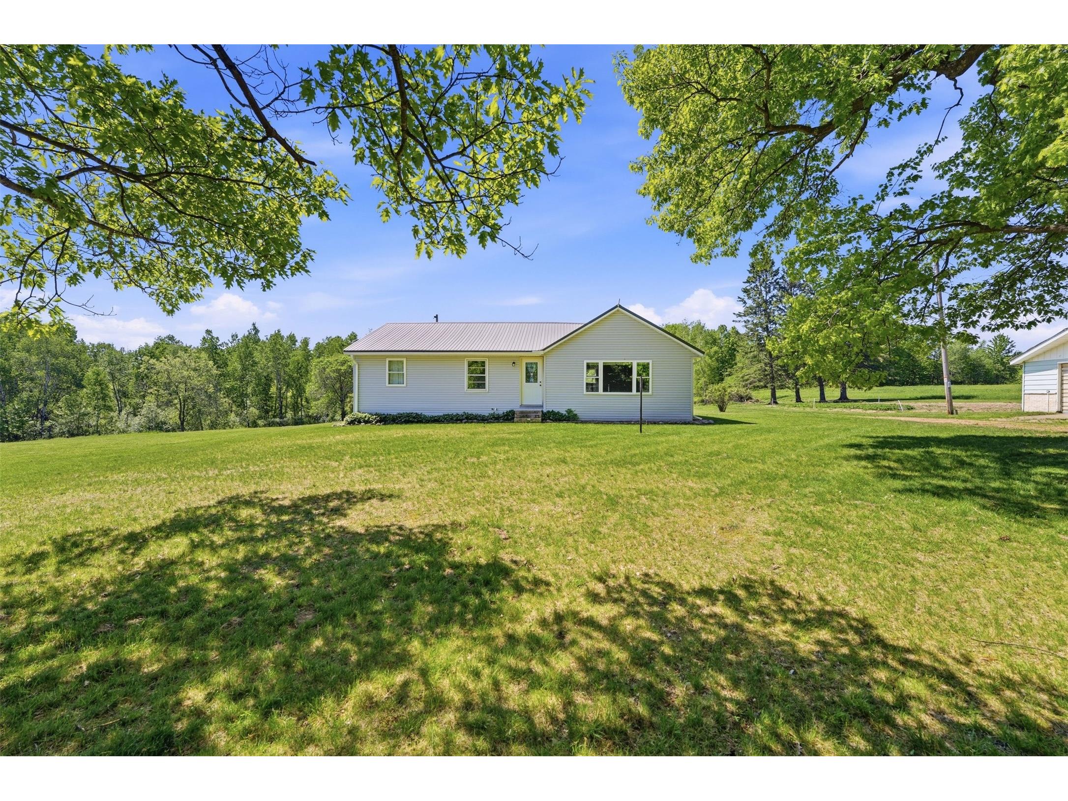 W9663 Kington Road Thorp WI 54771 1602399 image1