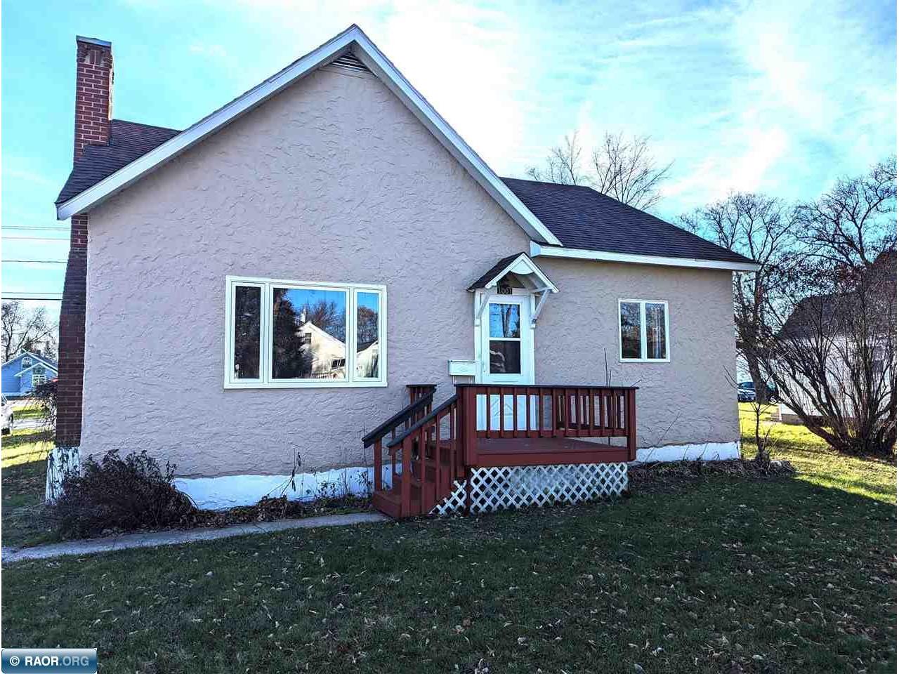 1001 10th Street International Falls MN 56649 146077 image1