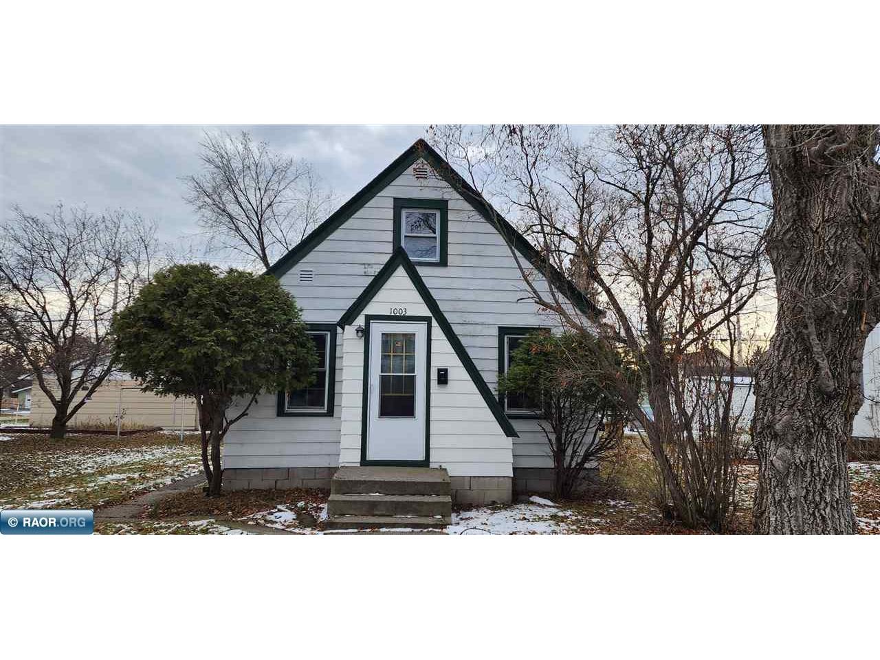 1003 10th Street International Falls MN 56649 146113 image1
