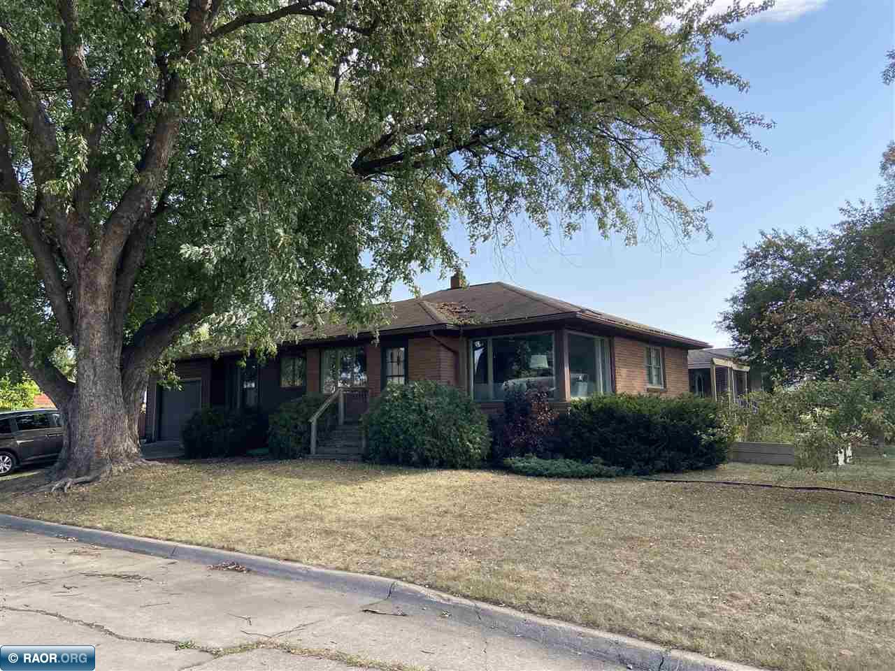 1004 S 11th Avenue Virginia MN 55792 146044 image1