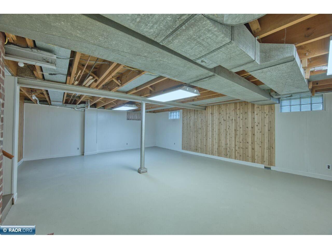 1008 Douglas Ave Eveleth MN 55734 149801 image17