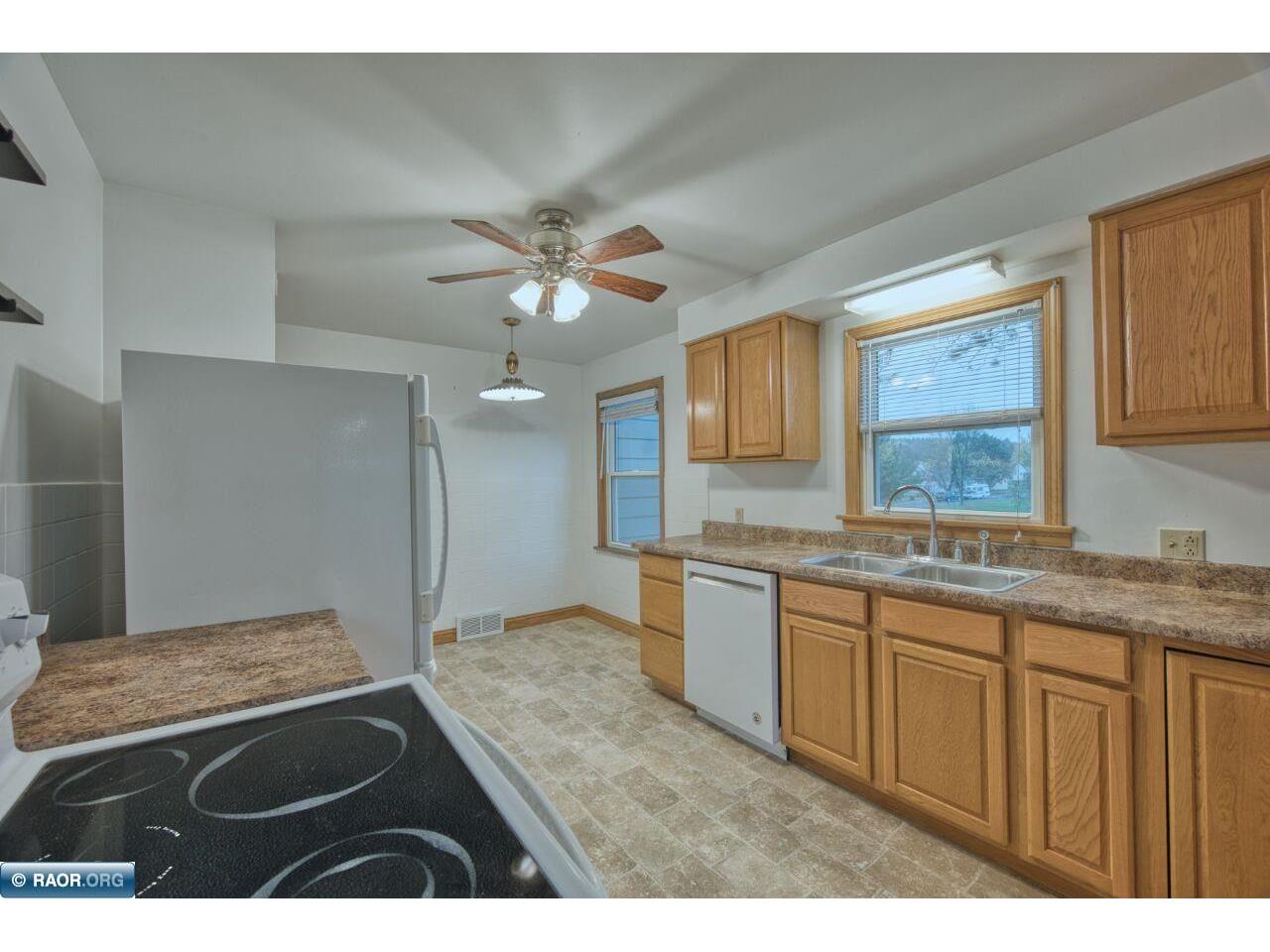 1008 Douglas Ave Eveleth MN 55734 149801 image8