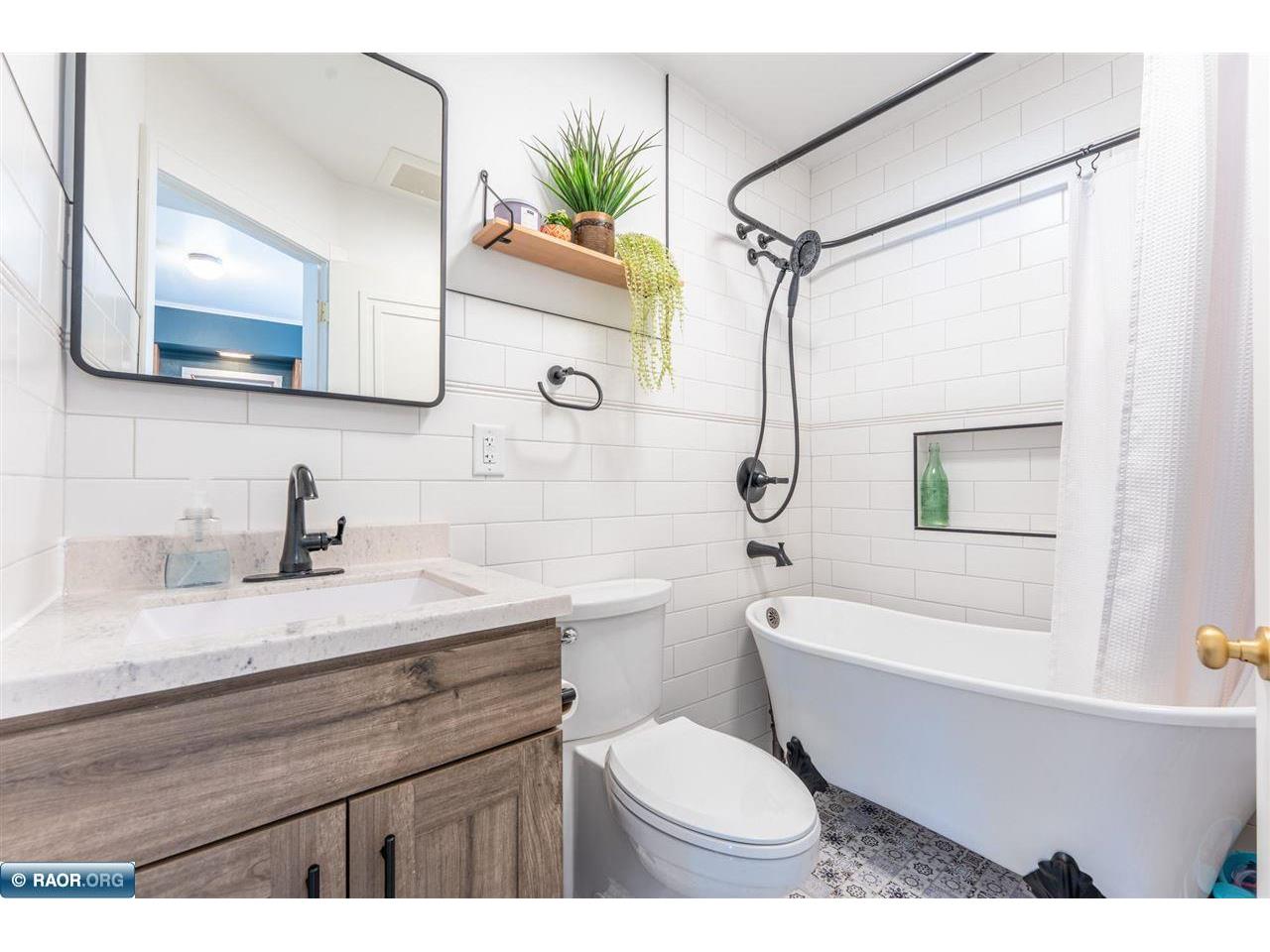 101 E Indiana Ave Gilbert MN 55741 149995 image12