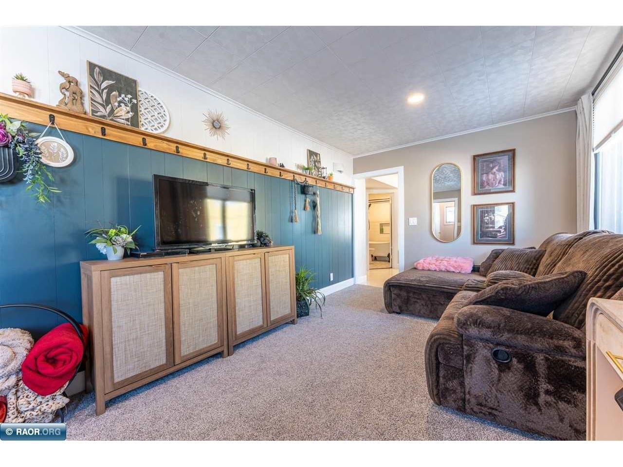 101 E Indiana Ave Gilbert MN 55741 149995 image15