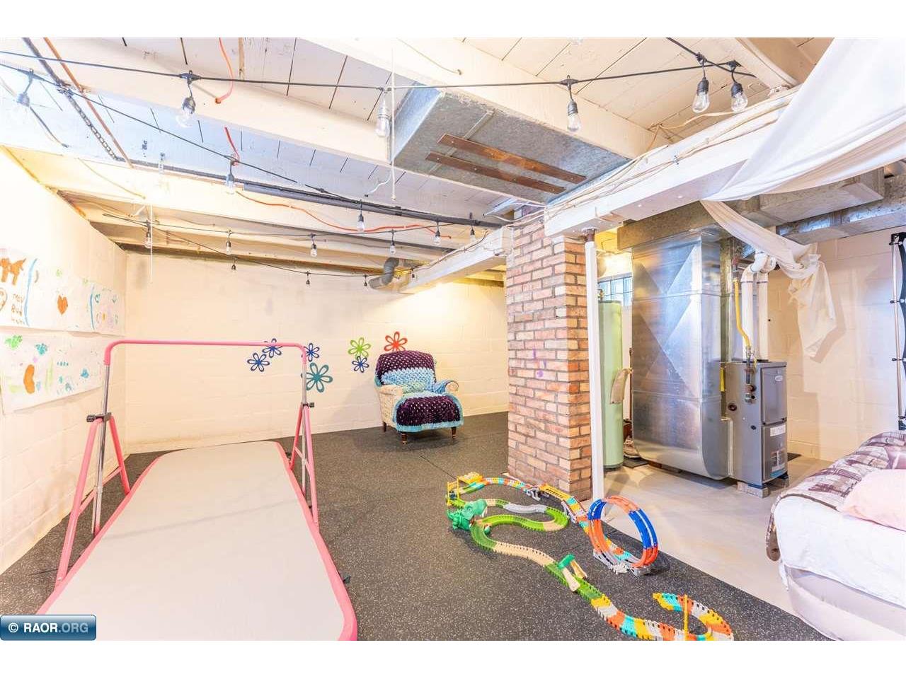 101 E Indiana Ave Gilbert MN 55741 149995 image23